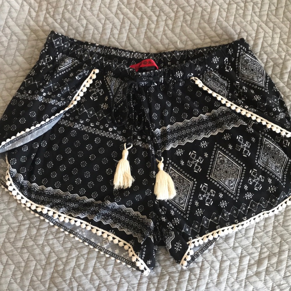 Comfy stretchy side flap shorts